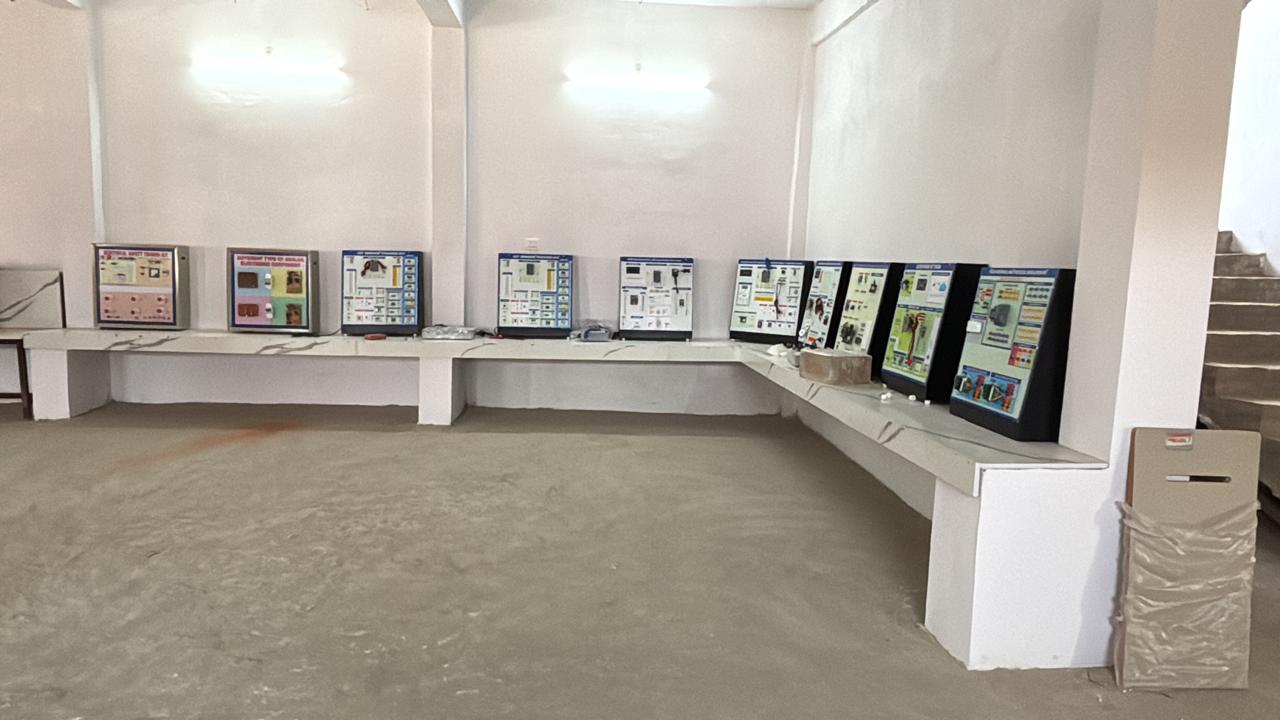 Electrical trainer panels & lab equipment